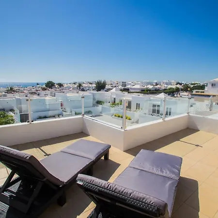 Flower 25 * Playa Honda (Lanzarote)